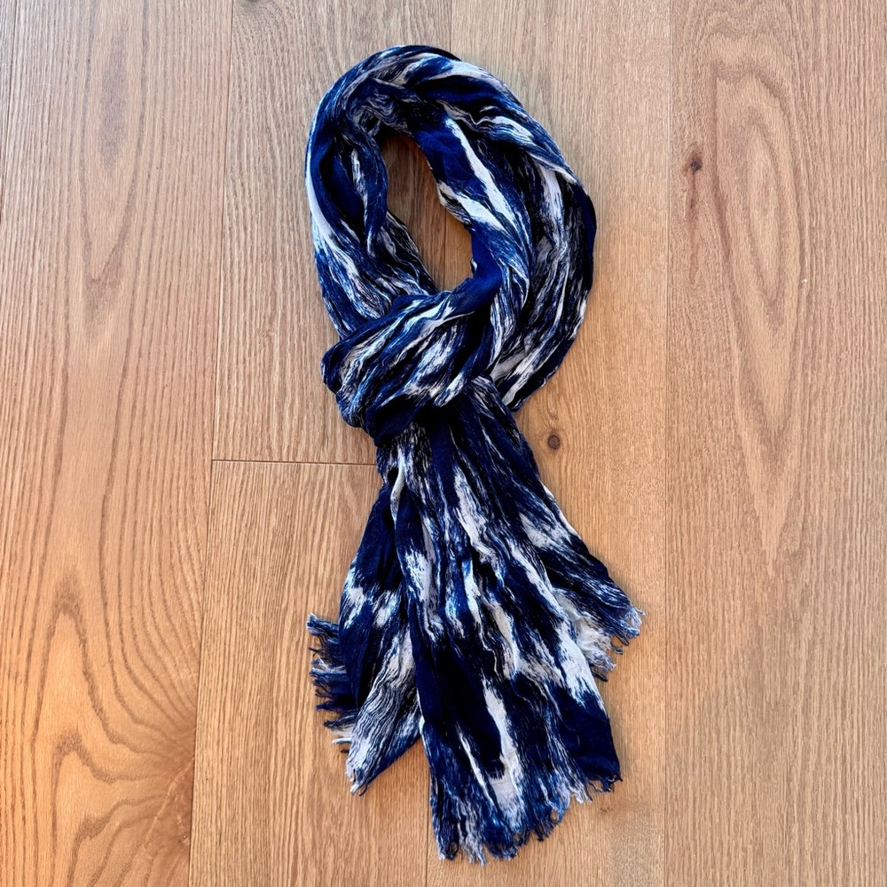 Blue White Lightweight Scarf Abstract Print Frayed Edge Fashion Wrap